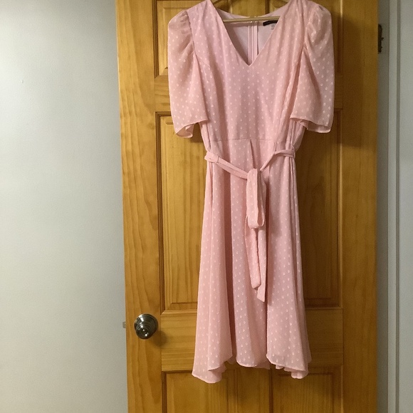 Tommy Hilfiger pink dress. - Picture 1 of 2